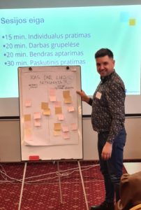 Suaugusiųjų švietimas